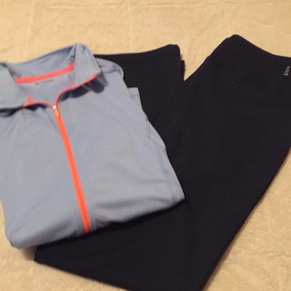 Lands’End 2 piece blue jogger set.